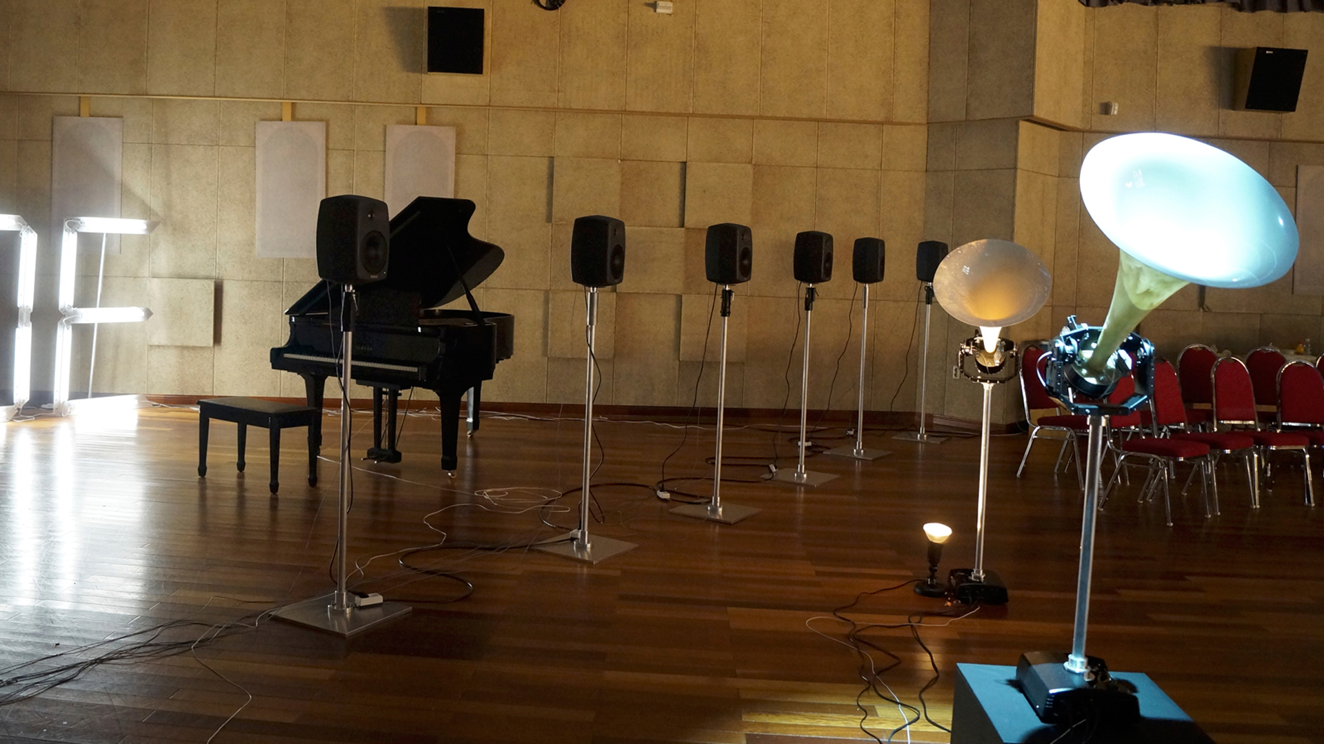 [ALT_TEXT_PLACEHOLDER]