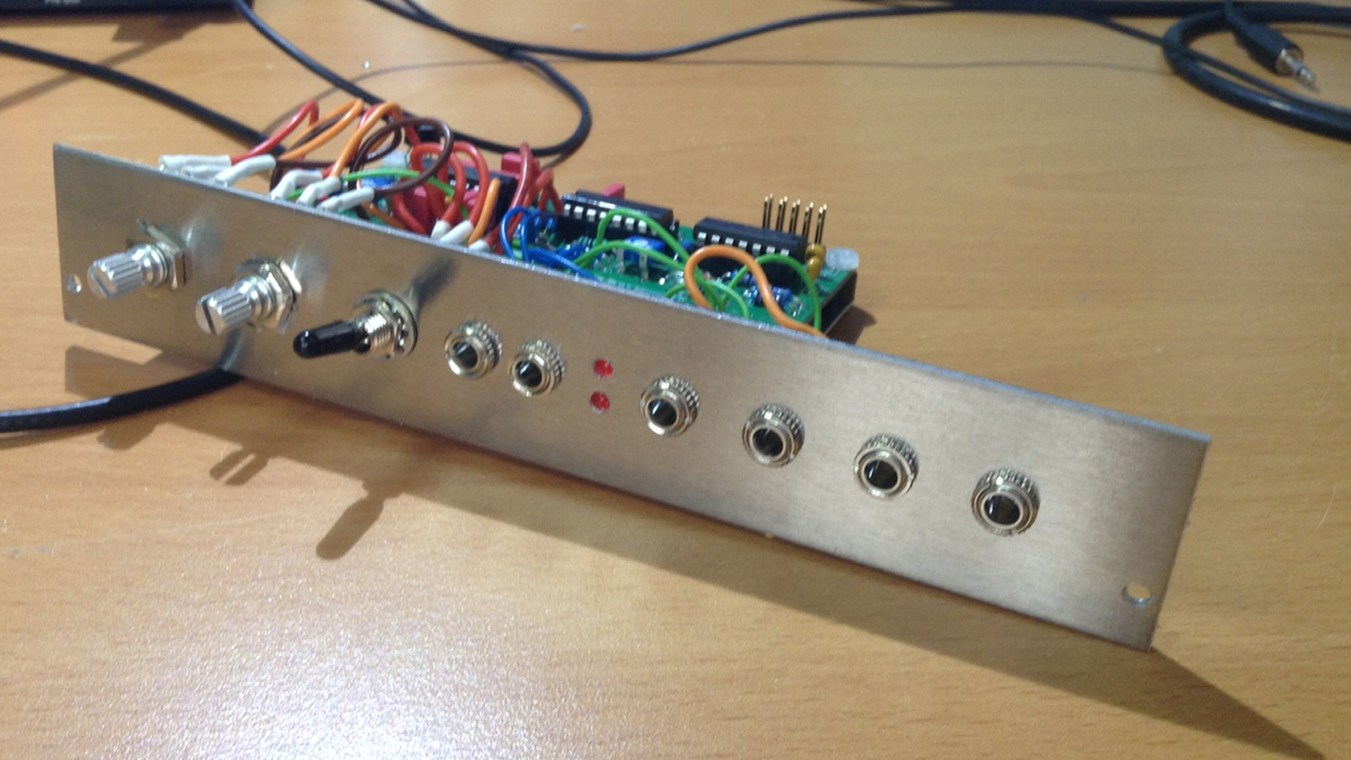 [ALT_TEXT_PLACEHOLDER]